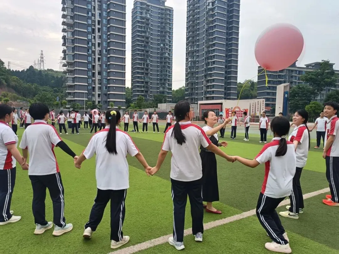 考前“充电”!心态开挂迎战中考-第29张图片-四季读书网 考前“充电”!心态开挂迎战中考-第29张图片-四季读书网