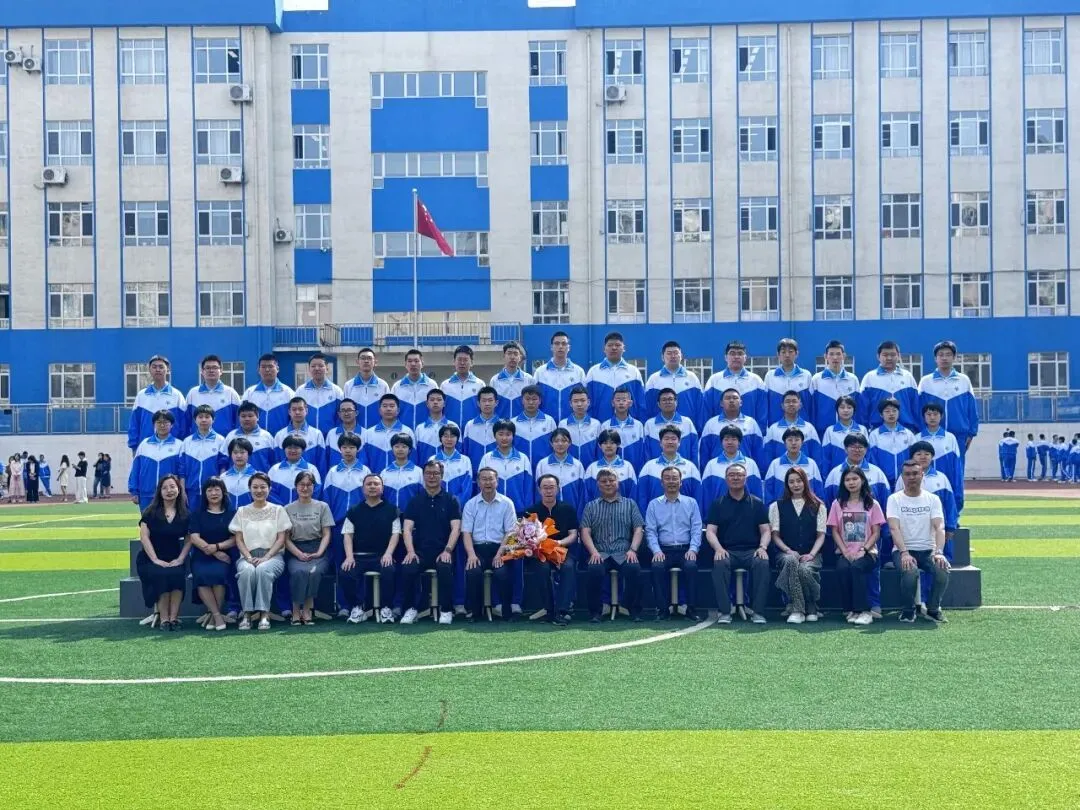 2025.06 中考-第1张图片-四季读书网 2025.06 中考-第1张图片-四季读书网
