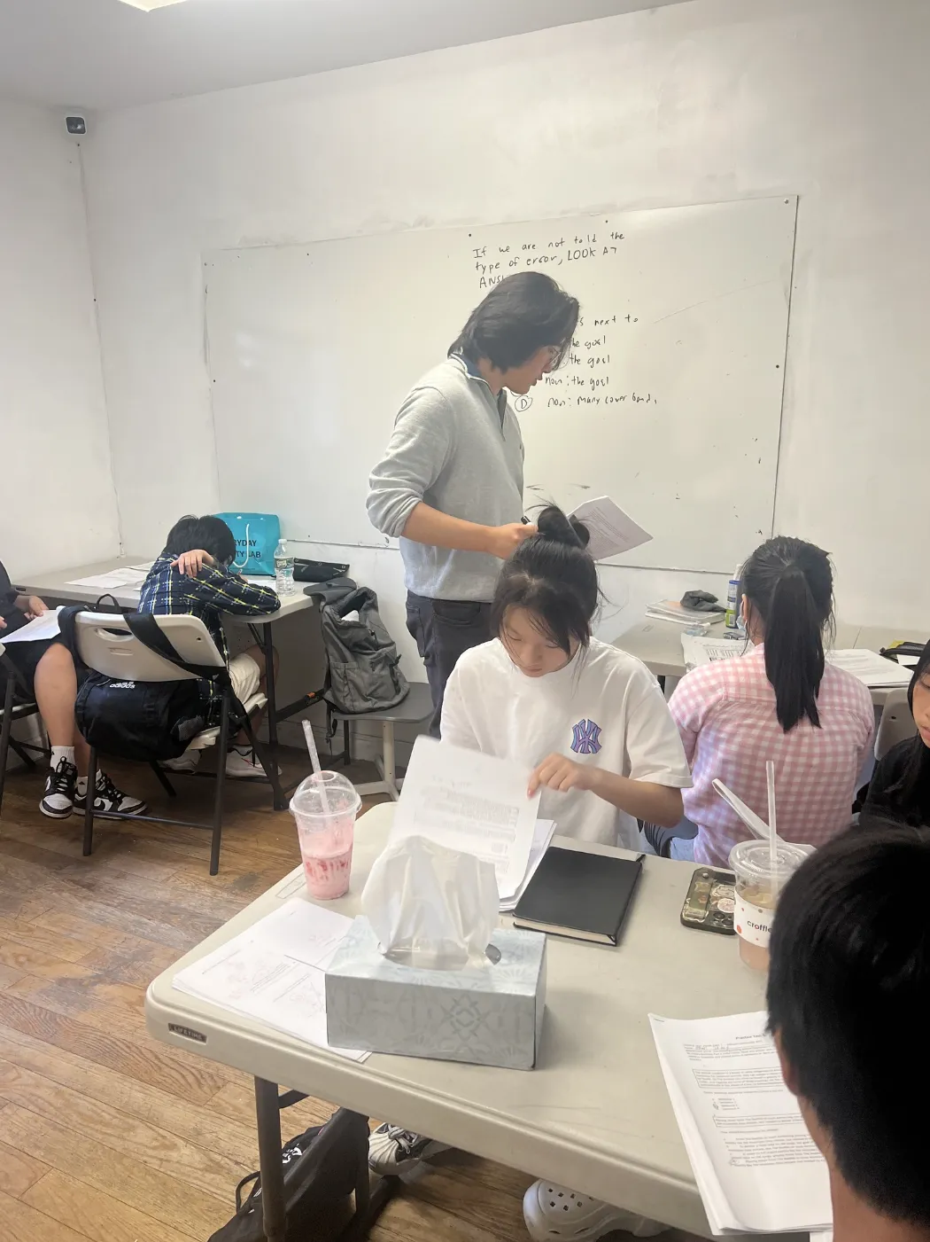 纽约中考也卷! 名师打造精英夏令营速抢-第10张图片-四季读书网 纽约中考也卷! 名师打造精英夏令营速抢-第10张图片-四季读书网