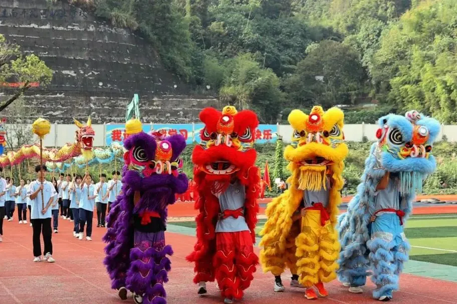 我们来了|2026年中考志愿填报指南-第22张图片-四季读书网 我们来了|2026年中考志愿填报指南-第22张图片-四季读书网
