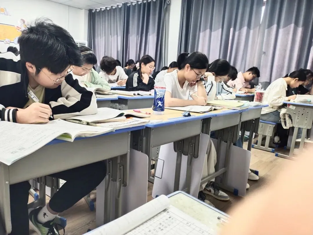 致即将中考的孩子-第3张图片-四季读书网 致即将中考的孩子-第3张图片-四季读书网