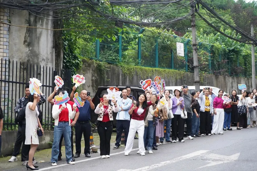 聚力护航中考,广益初三学子执笔逐光!-第22张图片-四季读书网 聚力护航中考,广益初三学子执笔逐光!-第22张图片-四季读书网
