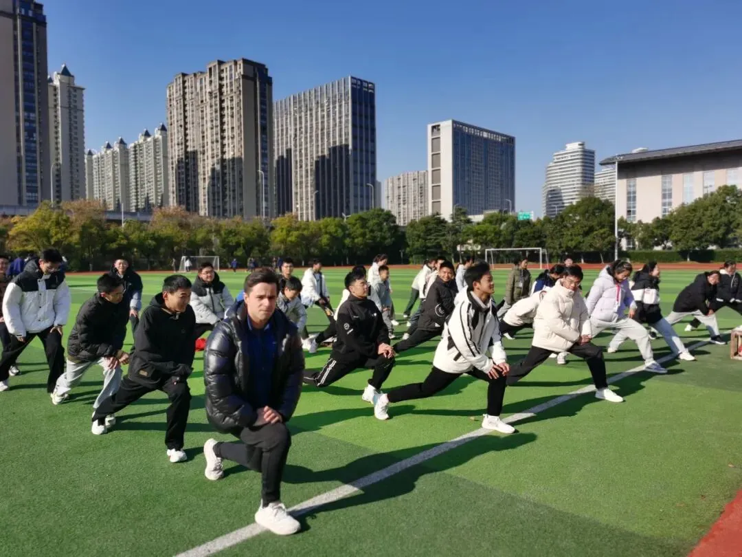 中考招生季-盐城市第一中学:聚力高质量发展 建设高品质高中-第12张图片-四季读书网 中考招生季-盐城市第一中学:聚力高质量发展 建设高品质高中-第12张图片-四季读书网