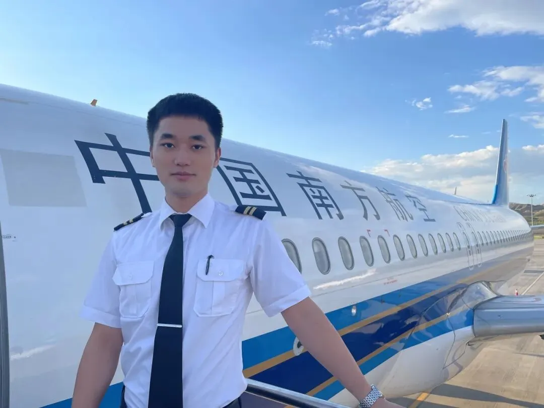 中考报读:民航空中安全保卫专业-第50张图片-四季读书网 中考报读:民航空中安全保卫专业-第50张图片-四季读书网