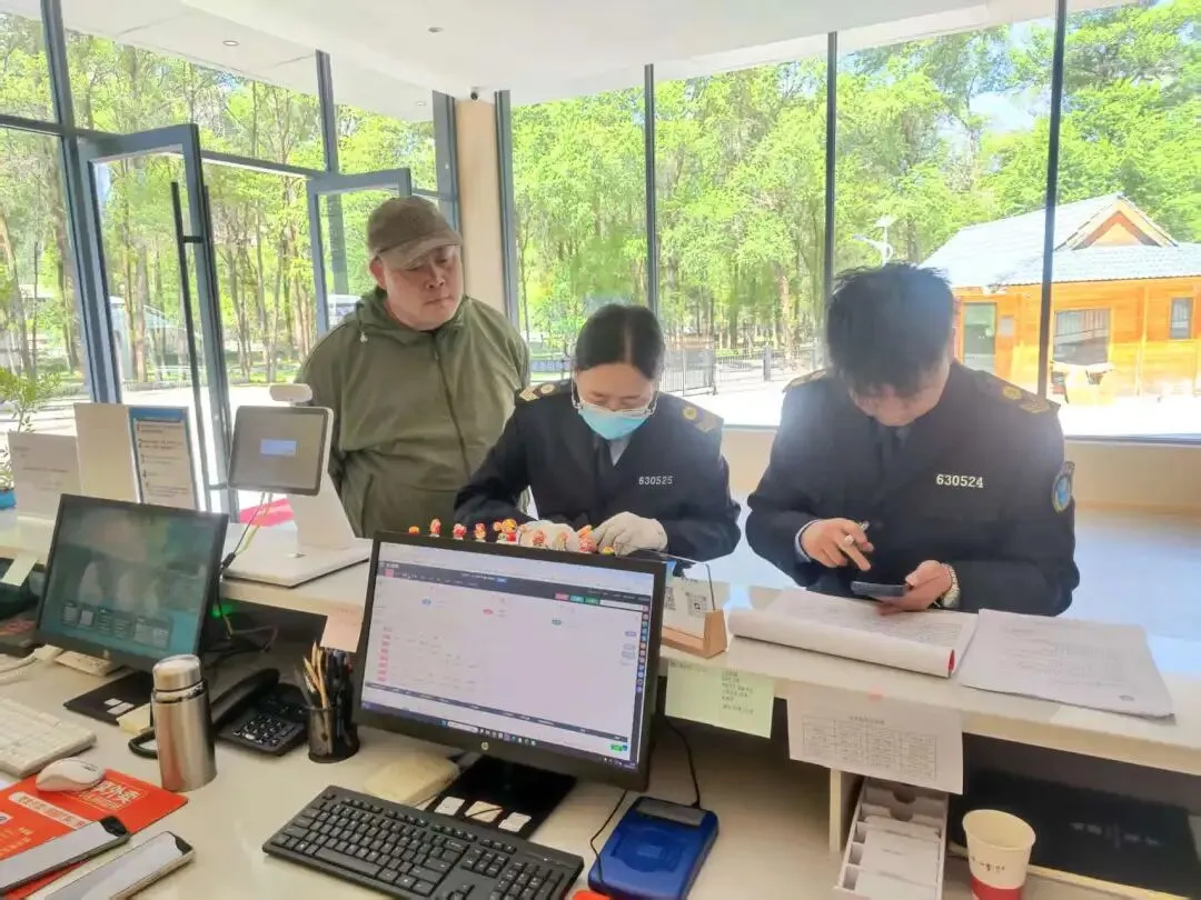 强化住宿卫生监督 全力护航中考-第2张图片-四季读书网 强化住宿卫生监督 全力护航中考-第2张图片-四季读书网