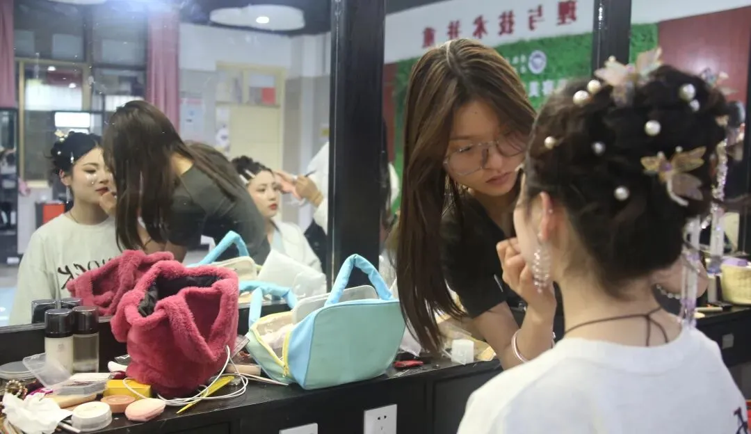 中考不是终点!让孩子另辟成才坦途-第19张图片-四季读书网 中考不是终点!让孩子另辟成才坦途-第19张图片-四季读书网
