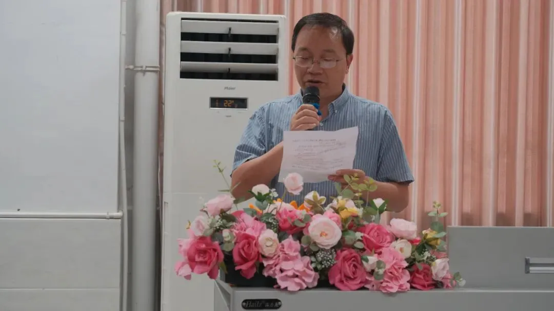 凝心聚力迎中考 殷殷期许助前行——鹤山初级中学举行初三中考誓师大会-第13张图片-四季读书网 凝心聚力迎中考 殷殷期许助前行——鹤山初级中学举行初三中考誓师大会-第13张图片-四季读书网