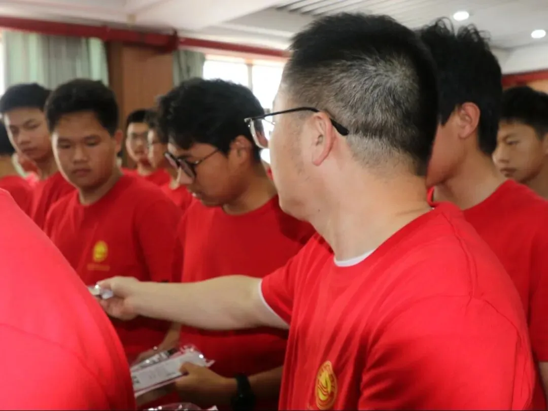 【中考加油!】以青春之名,赴梦想之约 —— 龙山学校 2026 届动员大会圆满举行-第32张图片-四季读书网