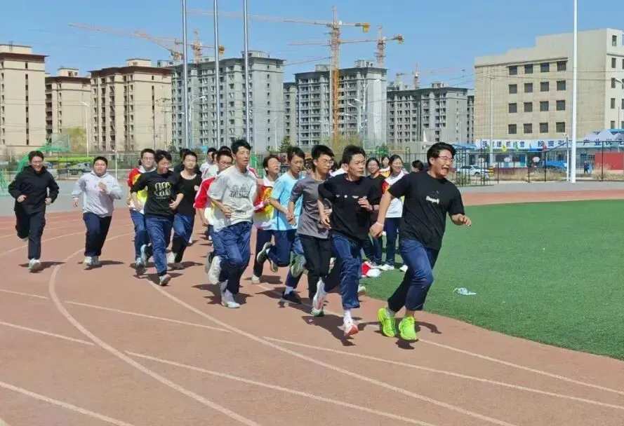 冲刺2027中考!兰州新区成功学校中考复读二校优质复读席位火热预定中-第39张图片-四季读书网