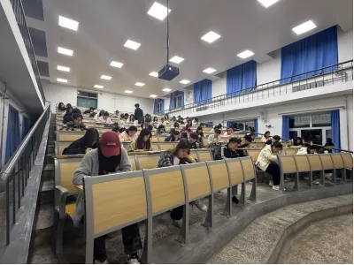 【佳·学院动态】模考砺练备四级,实练凝心促成长——教育科学学院开展大学英语四级-第4张图片-四季读书网