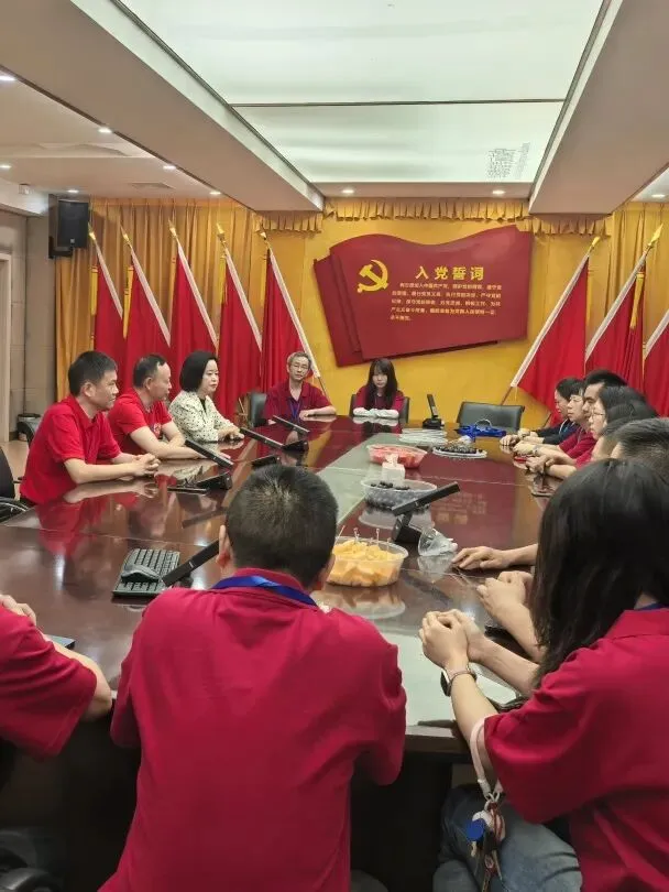 中考加油 || 少年执光,奔赴山海-第38张图片-四季读书网 中考加油 || 少年执光,奔赴山海-第38张图片-四季读书网