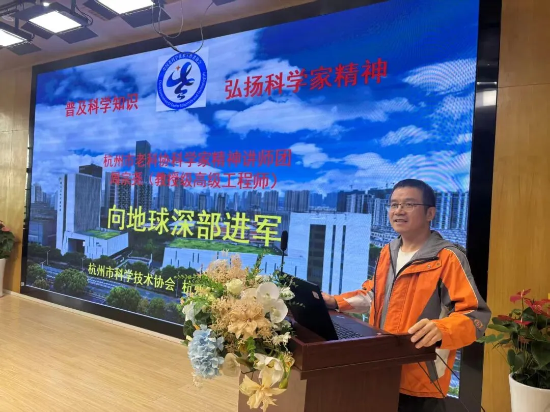 快去省地博解锁2026语文高考真题答卷吧!-第31张图片-四季读书网