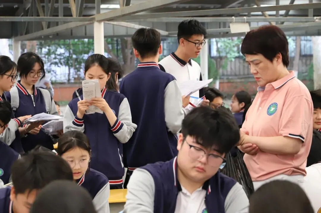 中考首日|2026的光 一路皆明-第20张图片-四季读书网