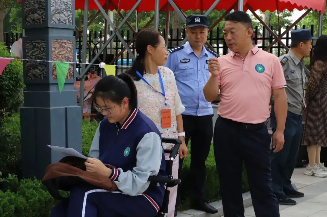 中考首日|2026的光 一路皆明-第36张图片-四季读书网