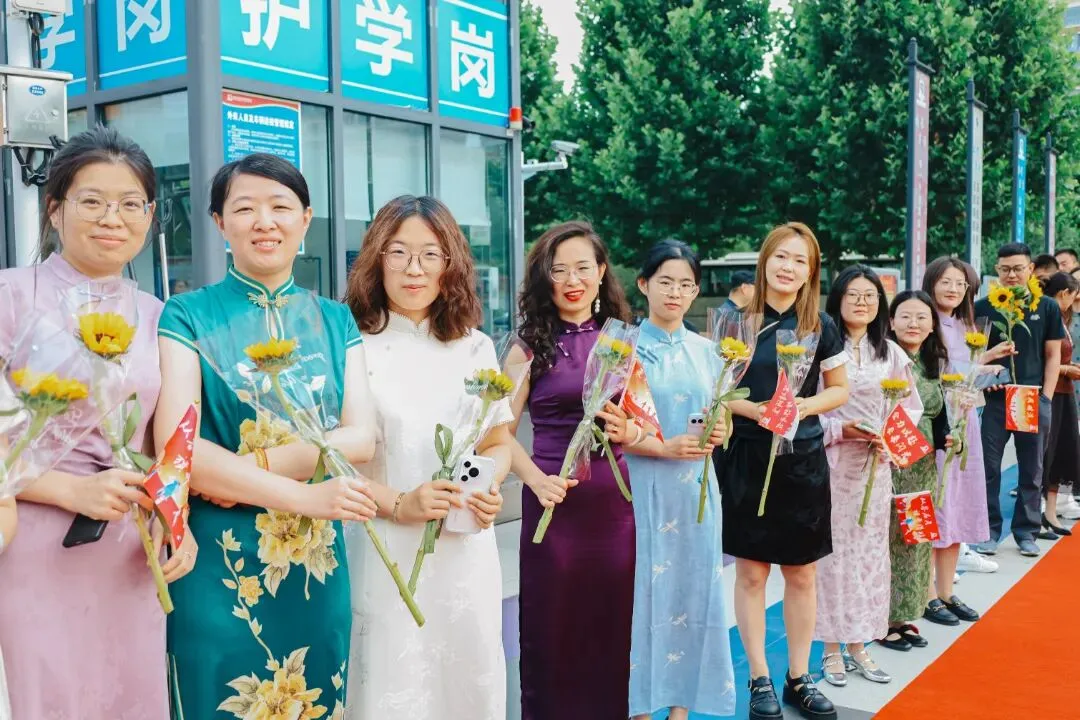 印象邹渤(16)| 中考出征!这一刻,邹渤少年燃爆了-第9张图片-四季读书网