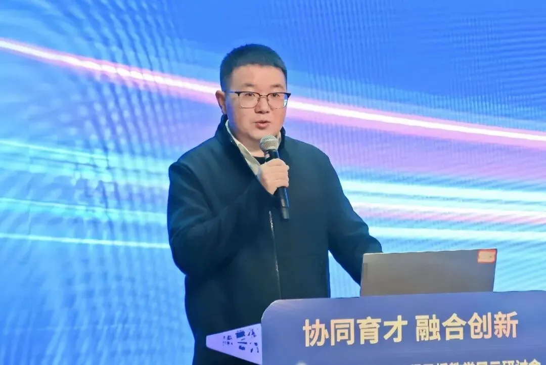 中考特辑|倒计时冲刺!资深老师直播间在线支招,解开你的备考烦恼-第2张图片-四季读书网 中考特辑|倒计时冲刺!资深老师直播间在线支招,解开你的备考烦恼-第2张图片-四季读书网