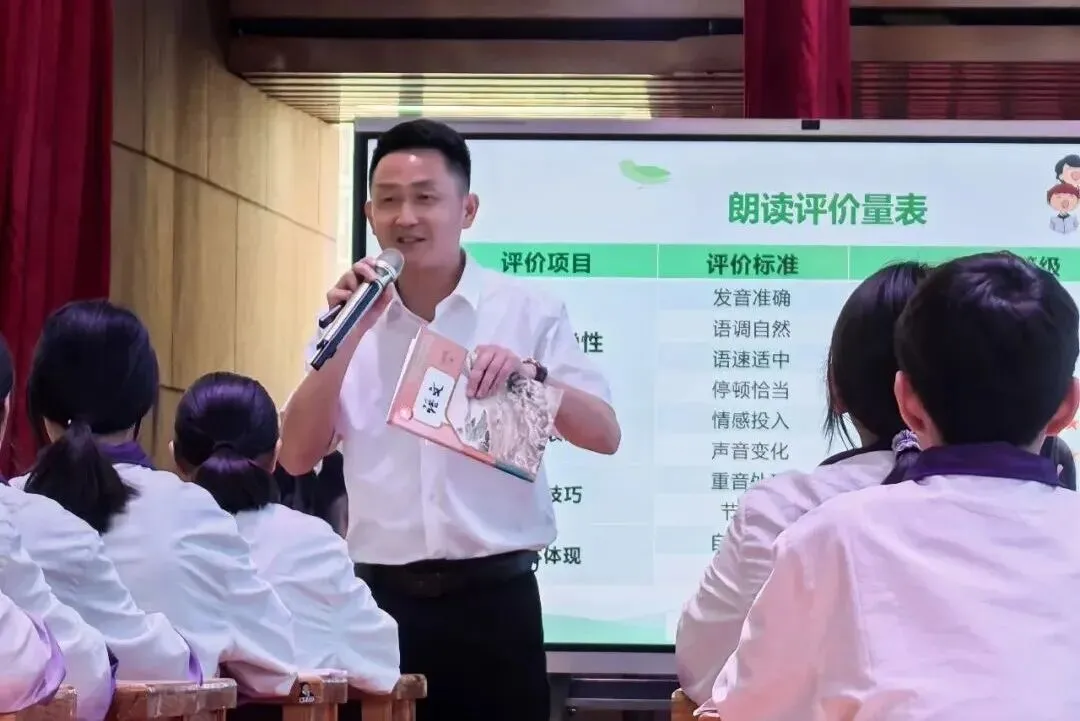 中考特辑|倒计时冲刺!资深老师直播间在线支招,解开你的备考烦恼-第3张图片-四季读书网 中考特辑|倒计时冲刺!资深老师直播间在线支招,解开你的备考烦恼-第3张图片-四季读书网
