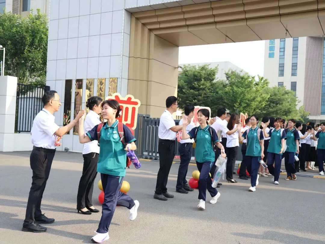今日中考 | 青春执笔 寿光少年自信出征-第9张图片-四季读书网