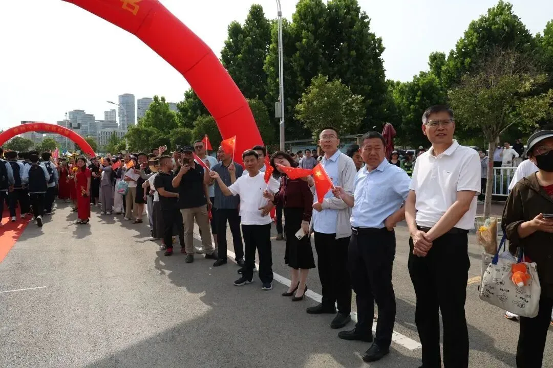 中考首日,落笔生花!-第3张图片-四季读书网