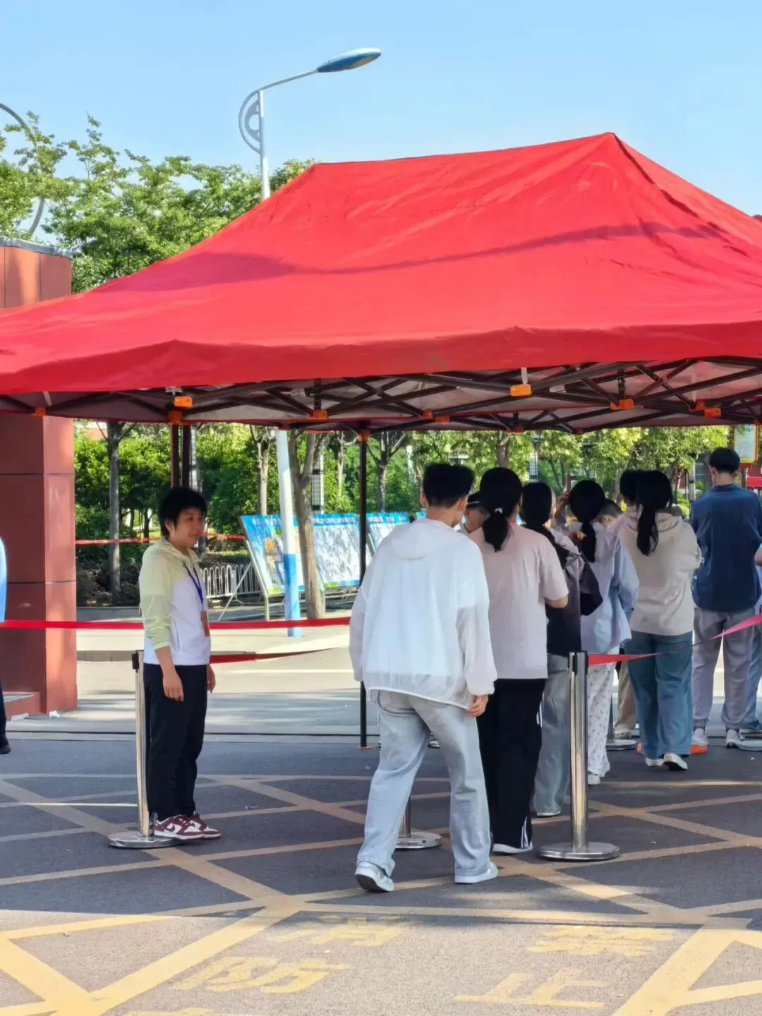 中考首日,落笔生花!-第7张图片-四季读书网