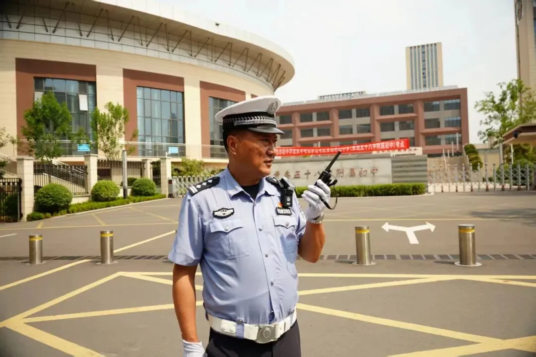 【齐鲁守护】逐梦中考 警色同行-第11张图片-四季读书网 【齐鲁守护】逐梦中考 警色同行-第11张图片-四季读书网