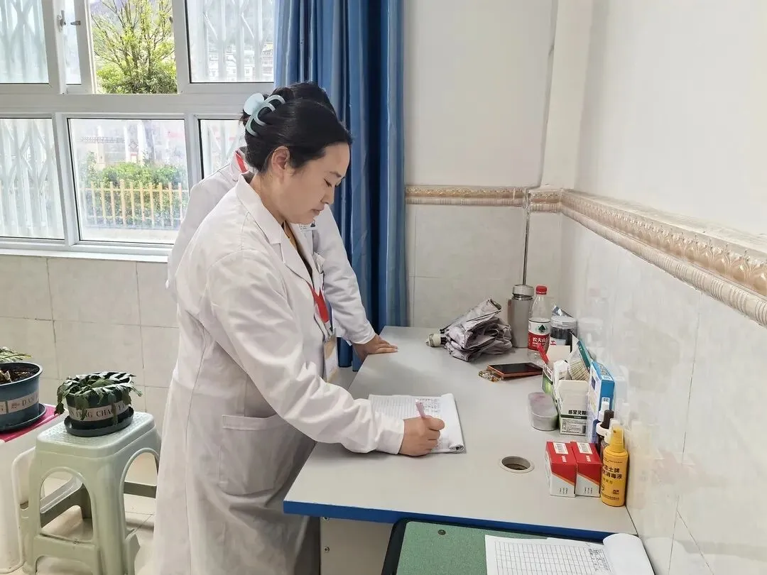 雅江县2026年中考开考:487名学子从容应考 多部门联动保驾护航-第3张图片-四季读书网