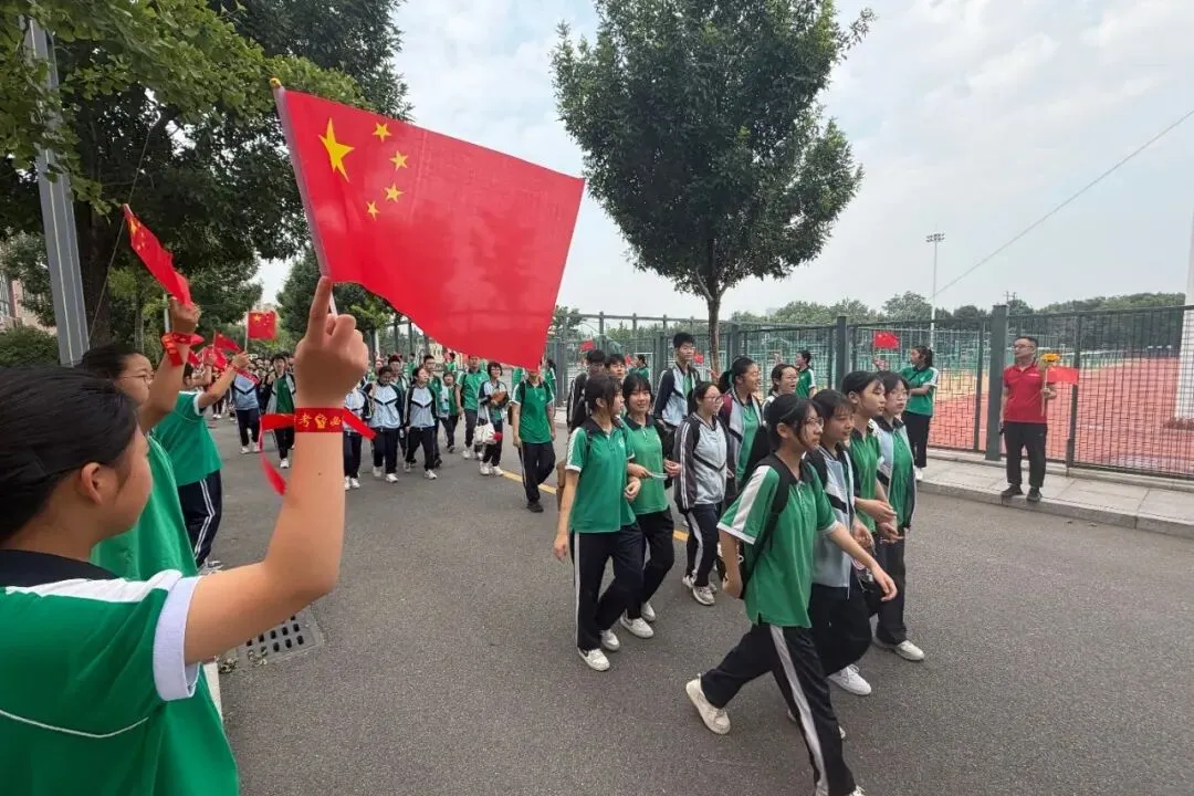 【全环境立德树人】新民·中考|笔锋逐梦行, 乘风跃龙门——2026龙口市新民学校加油!-第22张图片-四季读书网 【全环境立德树人】新民·中考|笔锋逐梦行, 乘风跃龙门——2026龙口市新民学校加油!-第22张图片-四季读书网
