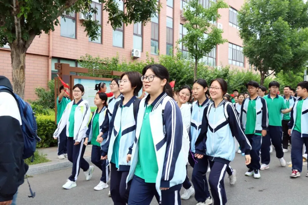 【全环境立德树人】新民·中考|笔锋逐梦行, 乘风跃龙门——2026龙口市新民学校加油!-第24张图片-四季读书网 【全环境立德树人】新民·中考|笔锋逐梦行, 乘风跃龙门——2026龙口市新民学校加油!-第24张图片-四季读书网