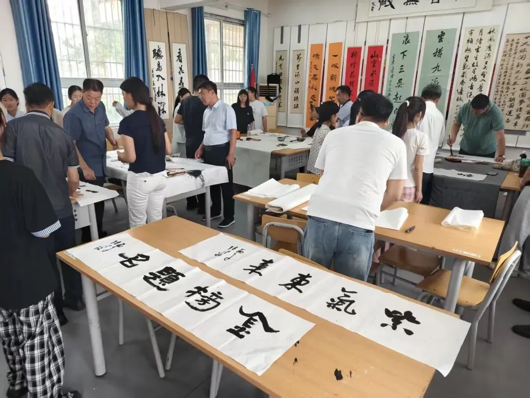 翰墨传祝福 书画助中考-第12张图片-四季读书网
