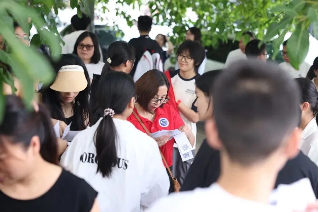 中考首日丨愿少年 落笔生花 所愿皆得-第10张图片-四季读书网 中考首日丨愿少年 落笔生花 所愿皆得-第10张图片-四季读书网