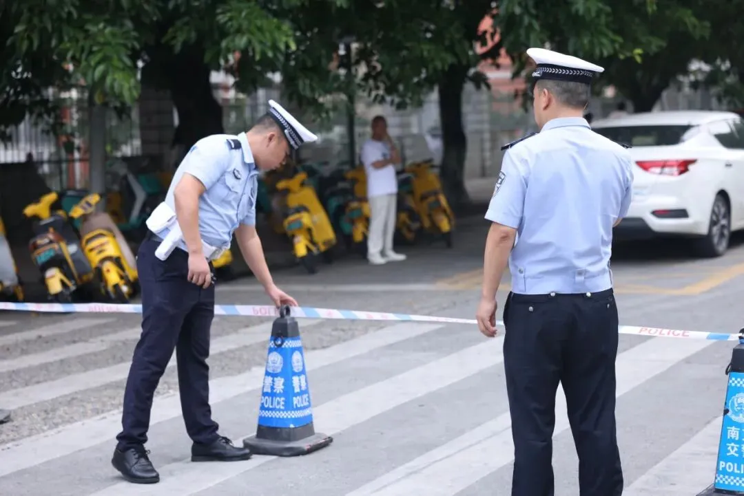 中考首日丨愿少年 落笔生花 所愿皆得-第14张图片-四季读书网 中考首日丨愿少年 落笔生花 所愿皆得-第14张图片-四季读书网