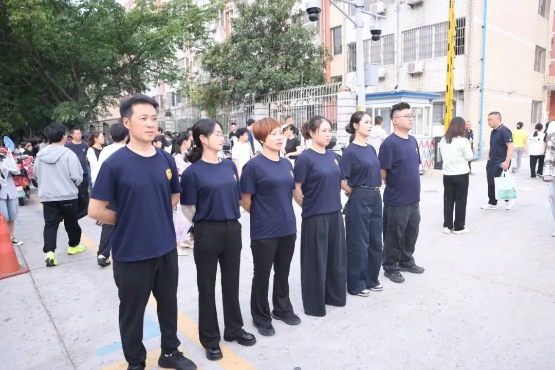 中考首日丨愿少年 落笔生花 所愿皆得-第16张图片-四季读书网 中考首日丨愿少年 落笔生花 所愿皆得-第16张图片-四季读书网