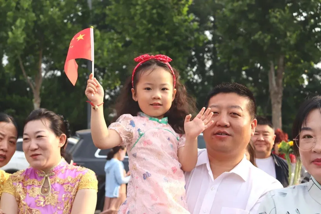 中考加油 | 奔赴盛夏考场,书写年少昂扬-第27张图片-四季读书网