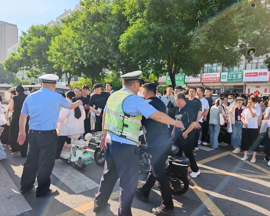 中考首日!加油,定陶少年!-第18张图片-四季读书网 中考首日!加油,定陶少年!-第18张图片-四季读书网
