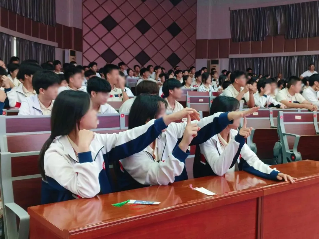 【未爱守护】两年暖心护航中考 心理辅导伴学子从容逐梦-第16张图片-四季读书网 【未爱守护】两年暖心护航中考 心理辅导伴学子从容逐梦-第16张图片-四季读书网