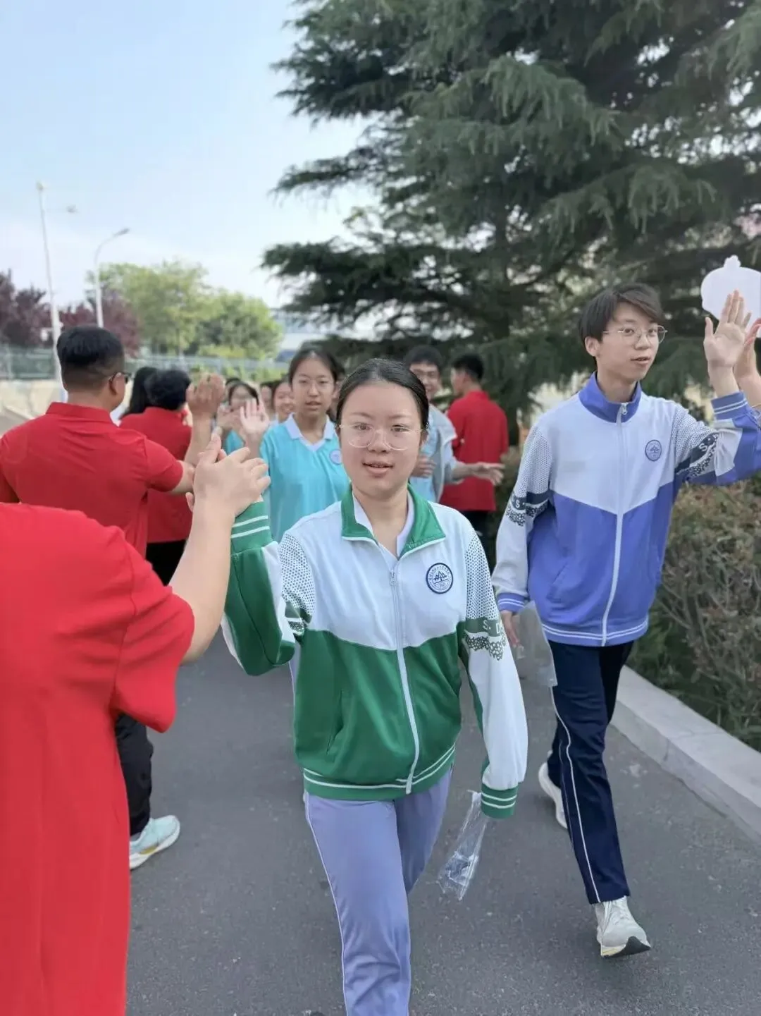 中考首日,爱意满程-第41张图片-四季读书网