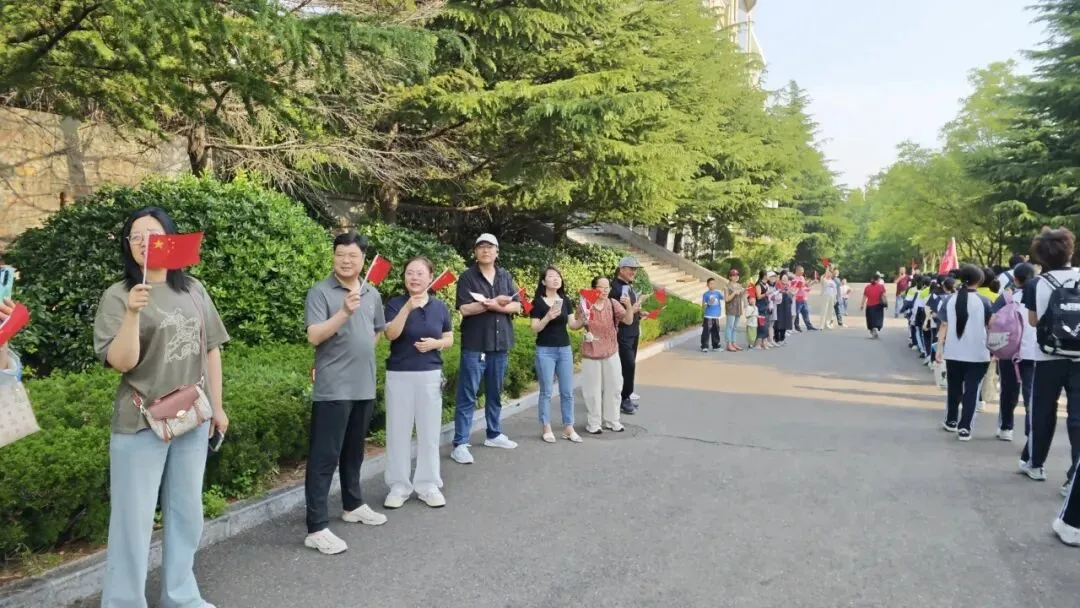 中考加油丨为青春交卷,为人生开卷!-第18张图片-四季读书网 中考加油丨为青春交卷,为人生开卷!-第18张图片-四季读书网