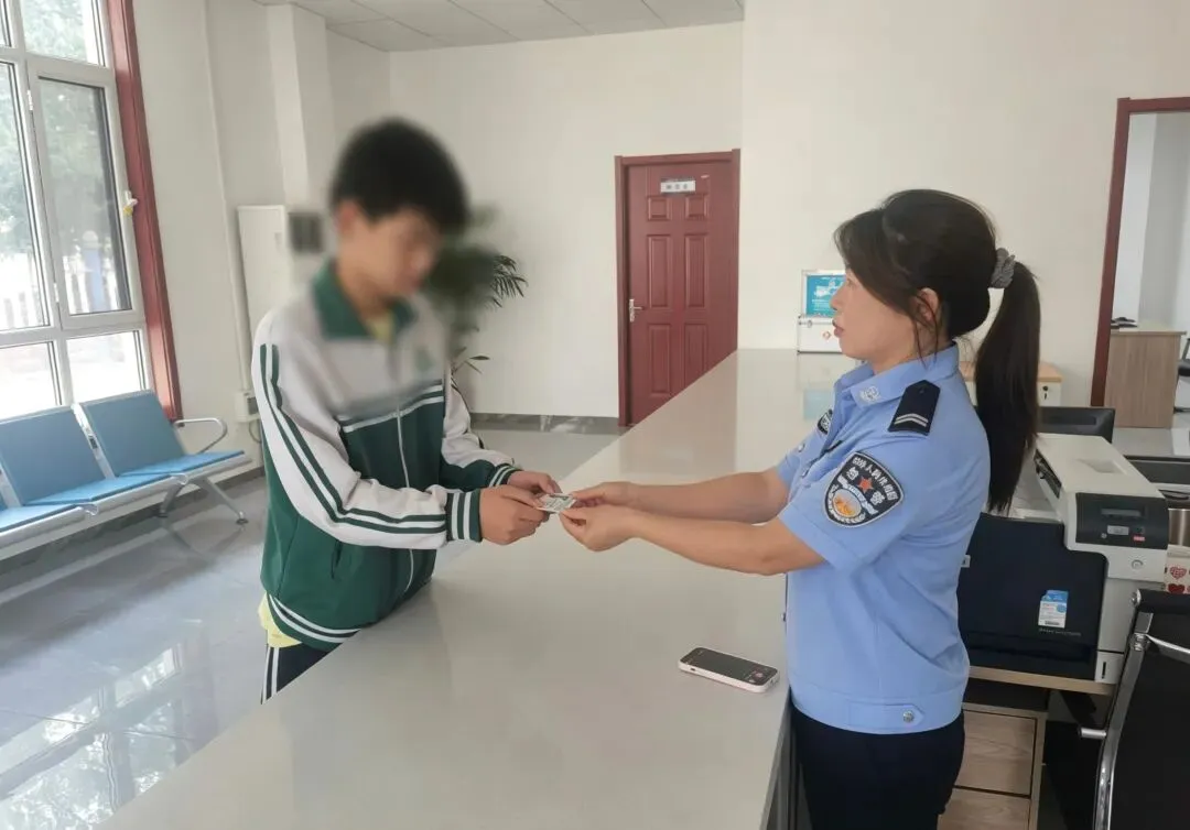 中考别慌,有警护航!-第14张图片-四季读书网