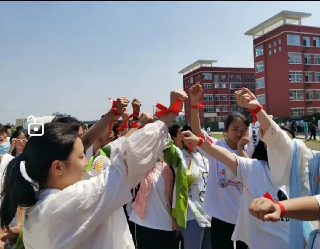 2026河南物理中考试卷答题要点-第2张图片-四季读书网