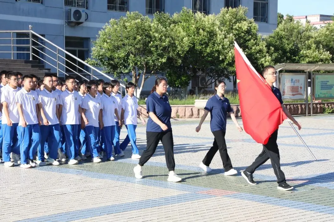 【中考】厉兵・纾心・出征 长歌逐梦赴考场 —— 竞业园学校纪实-第6张图片-四季读书网 【中考】厉兵・纾心・出征 长歌逐梦赴考场 —— 竞业园学校纪实-第6张图片-四季读书网