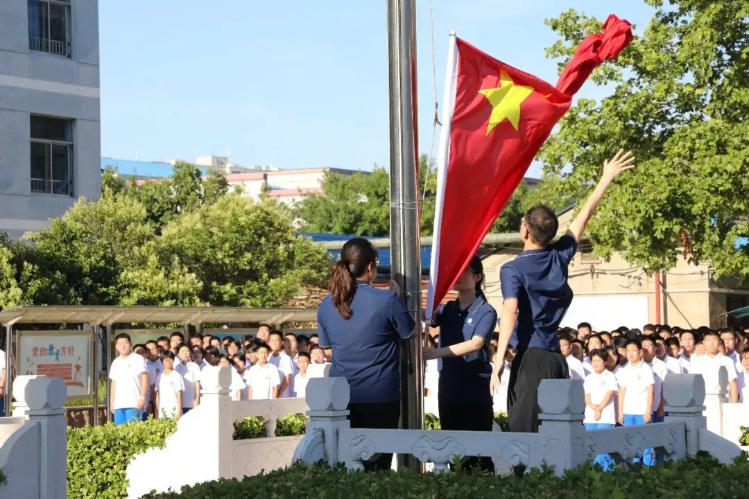 【中考】厉兵・纾心・出征 长歌逐梦赴考场 —— 竞业园学校纪实-第7张图片-四季读书网 【中考】厉兵・纾心・出征 长歌逐梦赴考场 —— 竞业园学校纪实-第7张图片-四季读书网