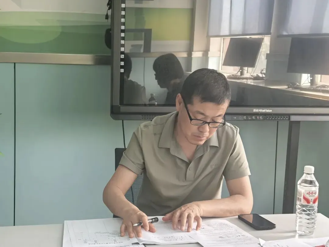 把脉中考精准施策 吸纳良策聚力冲刺——青山区第九中学开展专项教研活动-第18张图片-四季读书网 把脉中考精准施策 吸纳良策聚力冲刺——青山区第九中学开展专项教研活动-第18张图片-四季读书网