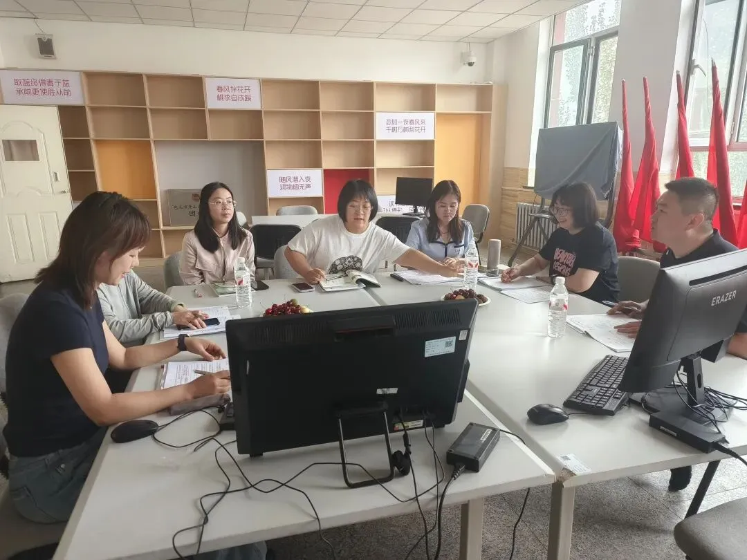 把脉中考精准施策 吸纳良策聚力冲刺——青山区第九中学开展专项教研活动-第28张图片-四季读书网 把脉中考精准施策 吸纳良策聚力冲刺——青山区第九中学开展专项教研活动-第28张图片-四季读书网