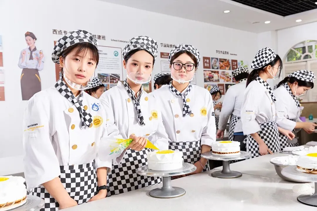 孩子中考,家长别干等|实地探校甘肃新东方烹饪学校,才是对未来的负责-第27张图片-四季读书网 孩子中考,家长别干等|实地探校甘肃新东方烹饪学校,才是对未来的负责-第27张图片-四季读书网