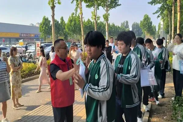 中考第一天!临沂少年们,加油!-第7张图片-四季读书网