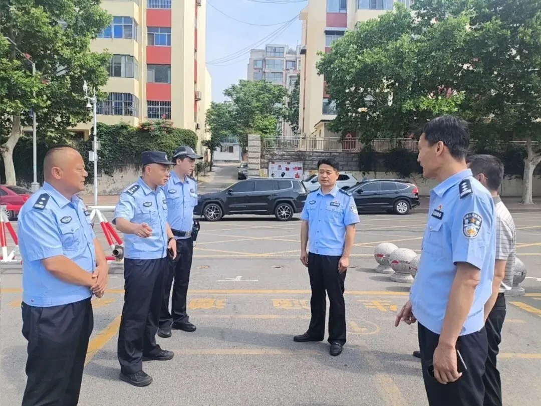 中考开考!护航!-第5张图片-四季读书网