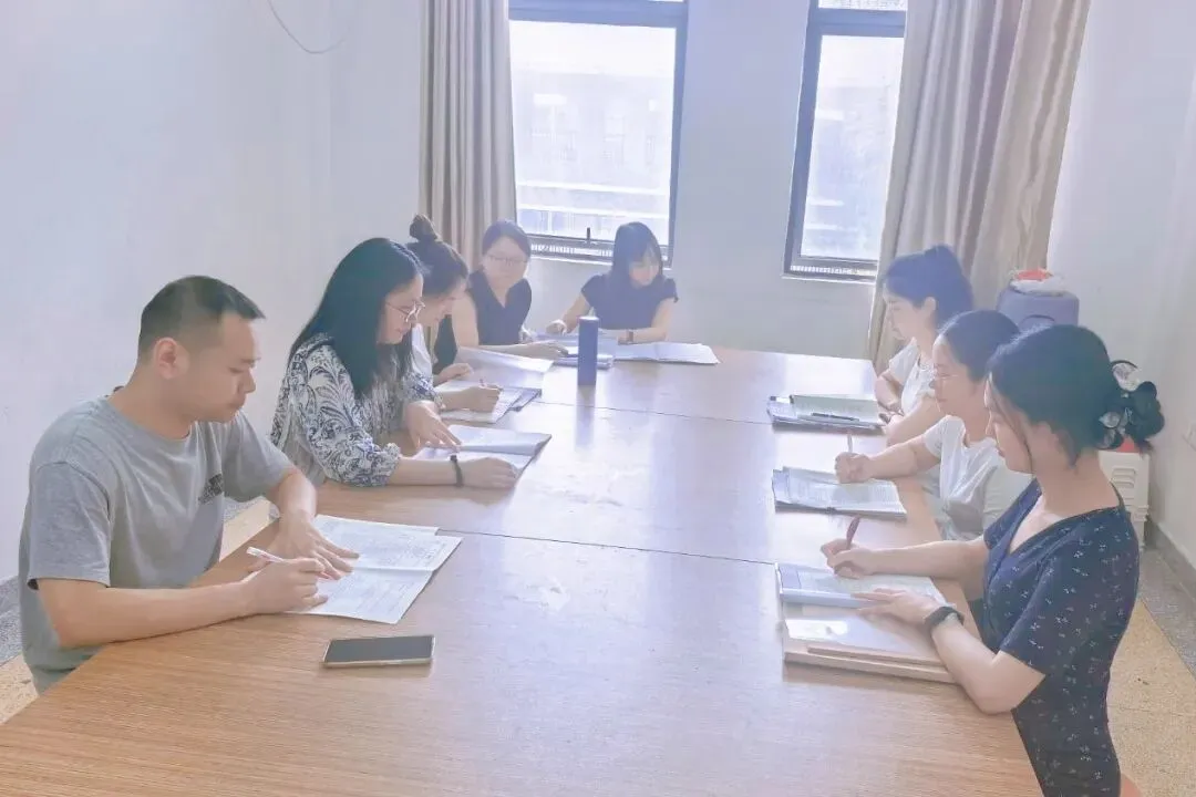 中考特辑③|厚积终成势 静待笔生花-第6张图片-四季读书网 中考特辑③|厚积终成势 静待笔生花-第6张图片-四季读书网