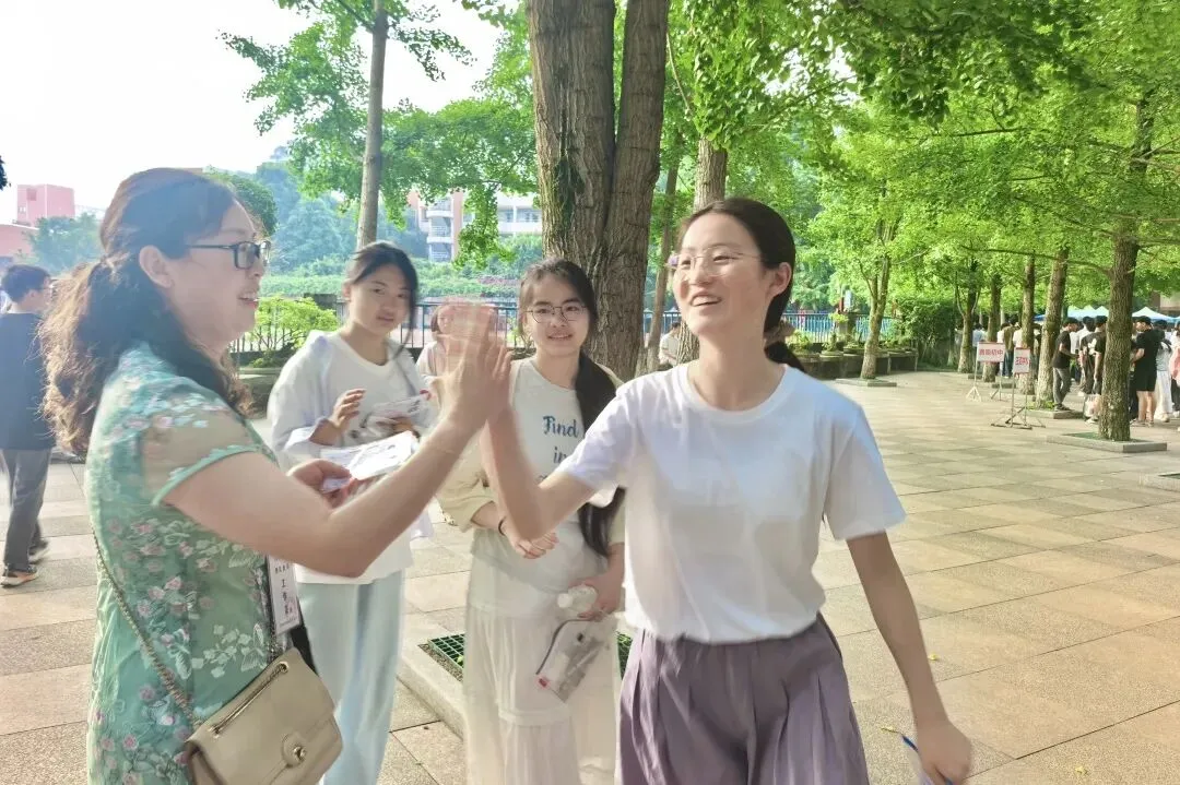 中考开考喽!快来为大邑3732名考生加油!-第31张图片-四季读书网 中考开考喽!快来为大邑3732名考生加油!-第31张图片-四季读书网
