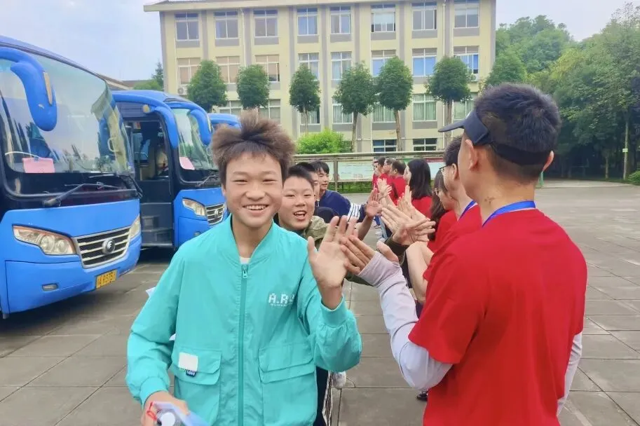 中考开考喽!快来为大邑3732名考生加油!-第33张图片-四季读书网 中考开考喽!快来为大邑3732名考生加油!-第33张图片-四季读书网