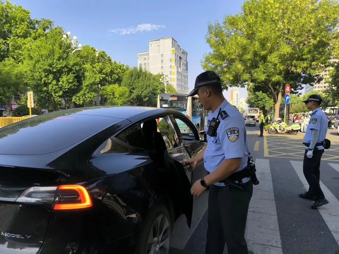 聊城中考首日,顺利交卷!-第13张图片-四季读书网